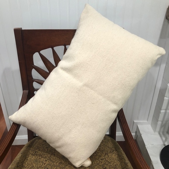 The Citizenry 100% Peruvian Wool Lucia Lumbar Pillow, 16" x 26" - Picture 3 of 7